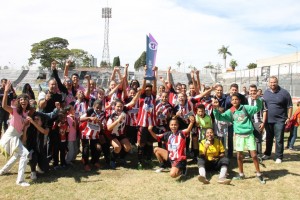 Macro é campeã do 1° Campeonato Feminino de Futebol