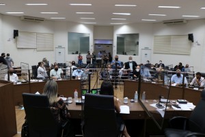 Reunião tensa na Câmara aprova Comissão Processante contra o vereador Zidane