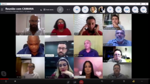 Vereadores aprovam projetos nas áreas de educação e saúde e lançam campanha Vacinação Solidária