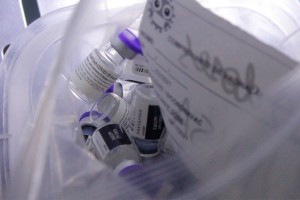 Araxá segue vacinação de 2ª dose para idosos
