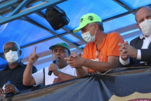 Feserv-MG participa em Brasília da mobilização contra a PEC 32