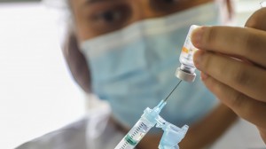 Araxá vacina pessoas a partir de 22 anos