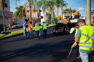 Prefeitura abre frente de trabalho para recapeamento de ruas e avenidas