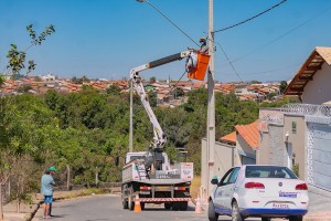 Prefeitura inicia preparação para implantação da iluminação de LED