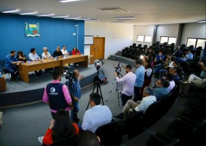 Prefeitura de Araxá recebe reitora da UFTM