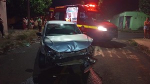 Corpo de Bombeiros atende acidente de trânsito no Jardim Natália