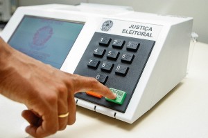 Araxá tem urna eletrônica para treinamento