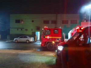 Corpo de Bombeiros combate princípio de incêndio em supermercado