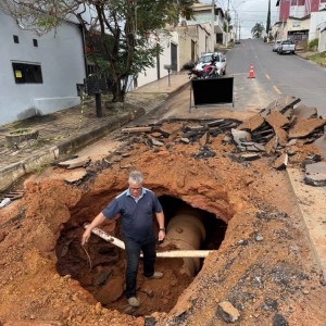 PMA inicia obras de recuperação de rua no bairro Jardim Imperial