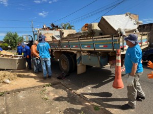 Dia D de Combate à Dengue recolhe mais de 24 toneladas de materiais inservíveis