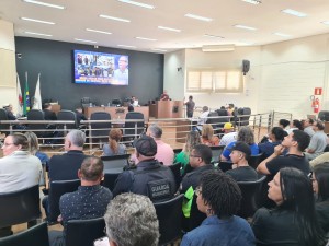 Câmara de Araxá aprova medidas para transparência na saúde