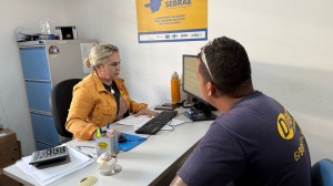 Sala Mineira do Empreendedor orienta MEIs e pequenas empresas sobre novo risco de exclusão do Simples Nacional