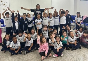 Profissionais do Tempo Integral participam de capacitação do Projeto Escola Mágica em Araxá