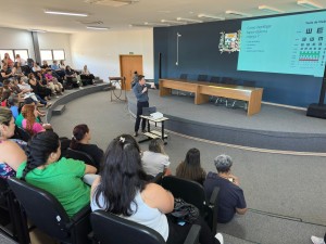 Exames gratuitos e entrega de óculos vão beneficiar alunos da rede pública em Araxá