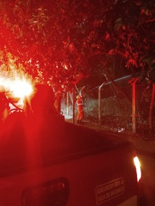 Bombeiros combatem principio de incêndio próximo ao Cristo