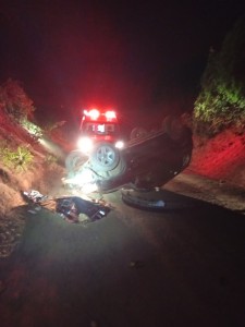 Veículo capotamento na estrada da Antinha e vítima morre no local