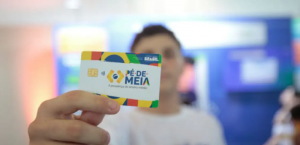 Assistência Social orienta para acesso de estudantes ao Programa Pé-de-Meia em Araxá