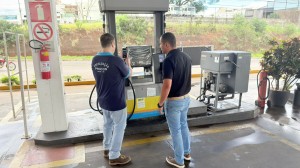 Procon Araxá intensifica fiscalizações e divulga tabela de preços dos combustíveis