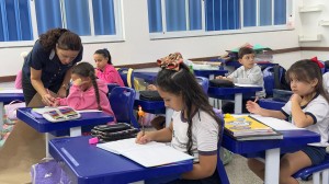 Araxá garante pagamento do piso nacional do magistério