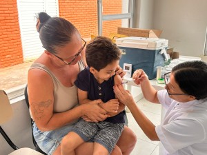 Dia D de Multivacinação para crianças e adolescentes é neste sábado (20)