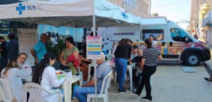 Cerest promove ação para conscientizar trabalhadores sobre prevenção de acidentes e doenças ocupacionais