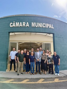 AIA completa 15 anos e recebe homenagem da Câmara