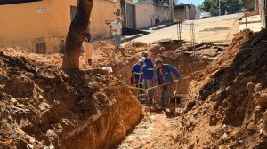 Prefeitura de Araxá inicia obras de recuperação de erosão no bairro Boa Vista